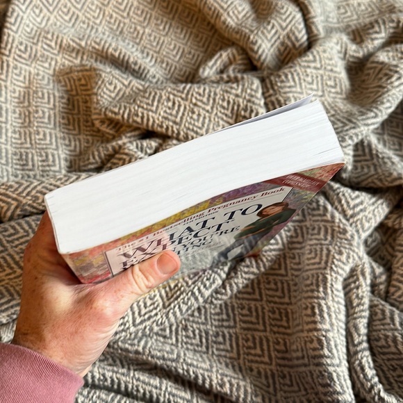 What To Expect When You're Expecting 4th Edition by Heidi Murkoff | Pregnancy - Picture 4 of 10